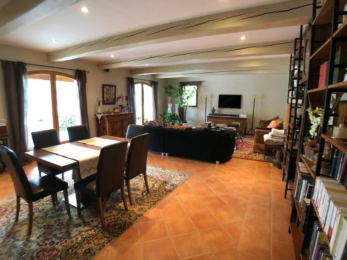 Villa Des Pies Fayence Eksteriør billede